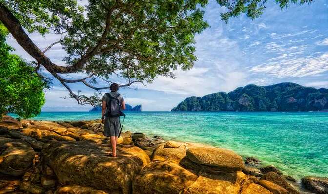Alle Farben - Thailand ist immer noch ein Paradies in Südostasien. Phi Phi Don, in der Region Krabi
